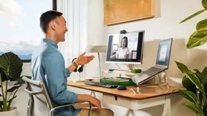 logitech brio-100_3.jpg